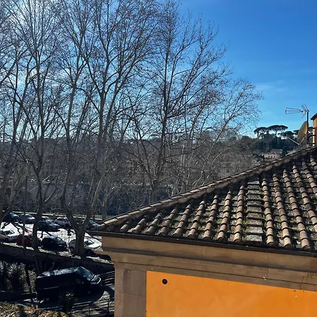 Finestre Sul Tevere * Roma