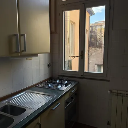 Lägenhet Finestre Sul Tevere Rom