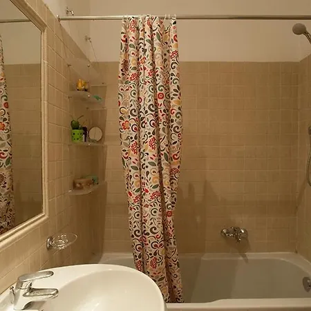 Lägenhet Finestre Sul Tevere